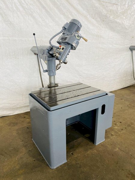 DONAU DR13 RADIAL ARM DRILL PRESS. STOCK # 0103722