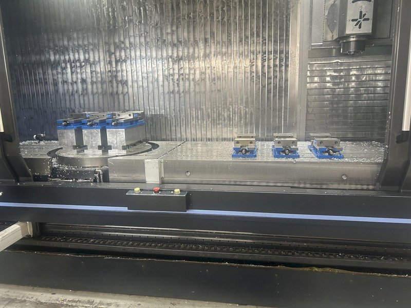 DOOSAN VCF 850LSR II, Year 2020 w/ LSRII, Spindle Probe, Ct 40