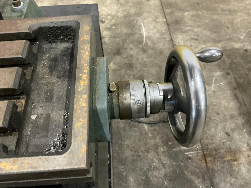 ENCO TABLE TOP SINGLE SPINDLE DRILL WITH TABLE VISE: YOBRO #26219