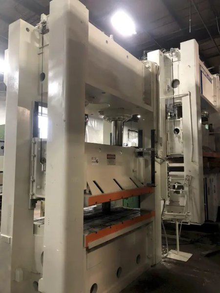 PACIFIC 300 TON HYD PRESS, s/n 8467, STOCK#  13901J