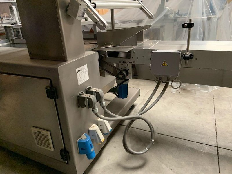 Mainline Industries Phantom Horizontal Bottom Seal Flow Wrapping Machine, 2020 – Never Used *PRICE DROPPED*