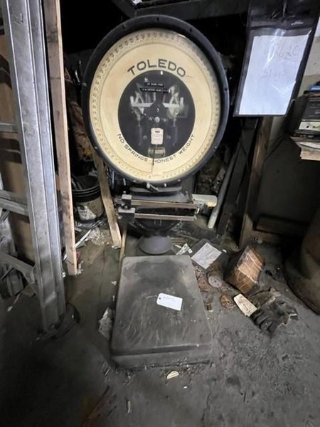 TOLEDO FLOOR SCALE STOCK #4002