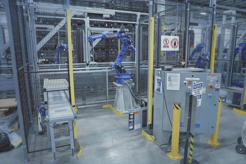 Yaskawa Motoman GP25-12 Robots (4) – YRC1000 Controllers, Mech-Mind 3D Vision, Bin Picking, Integrated Safety Cells, 2022