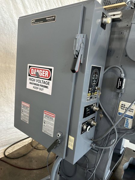 35 TON BLISS C-35 OBI PRESS. STOCK # 0327926