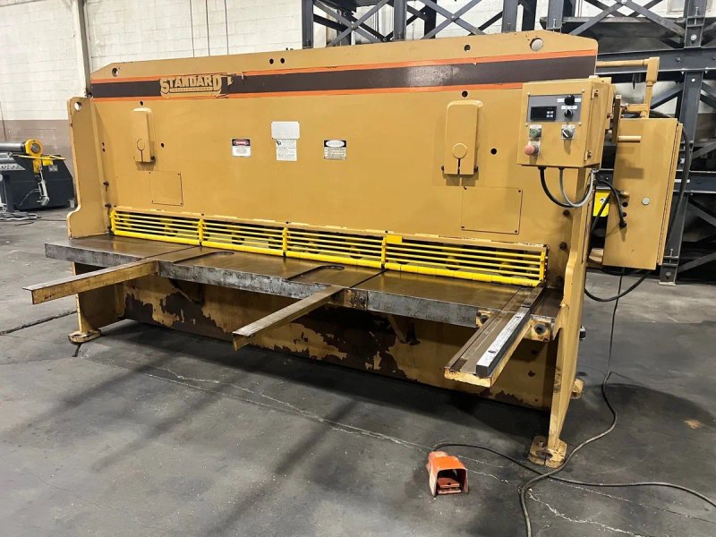 USED 2003 STANDARD 1/4" X 10' HYDRAULIC SHEAR MODEL CS250-10