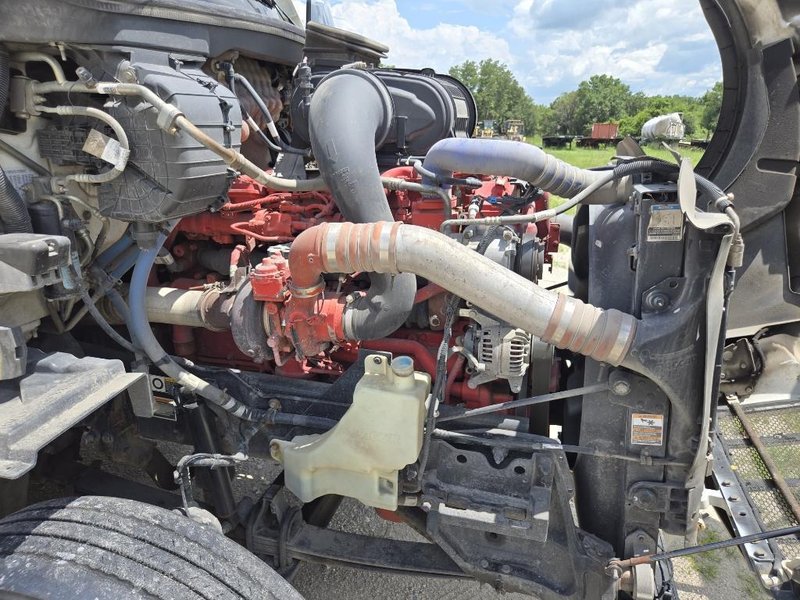 2023 Peterbilt 579 1XPBD49X7PD871368
