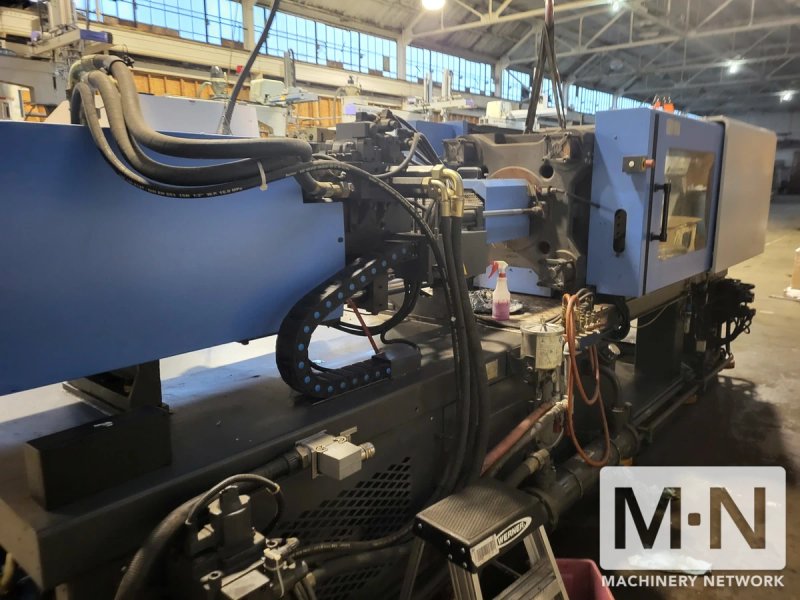 225 TON 16 OZ HAITIAN MODEL MA2000-700 INJECTION MOLDING MACHINE MFG 2009
