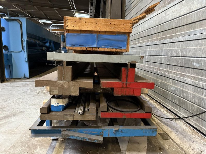 LVD PPEB - 220 ton x 6100 mm CNC
