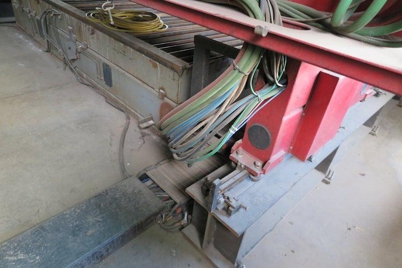 2004 Koike Aronson Mastergraph MGM3100 CNC Plasma Table (#5471)