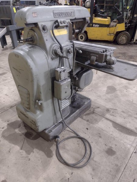 3 HP CINCINNATI MODEL 1-18 PLAIN HORIZONTAL MILLING MACHINE: STOCK #21031