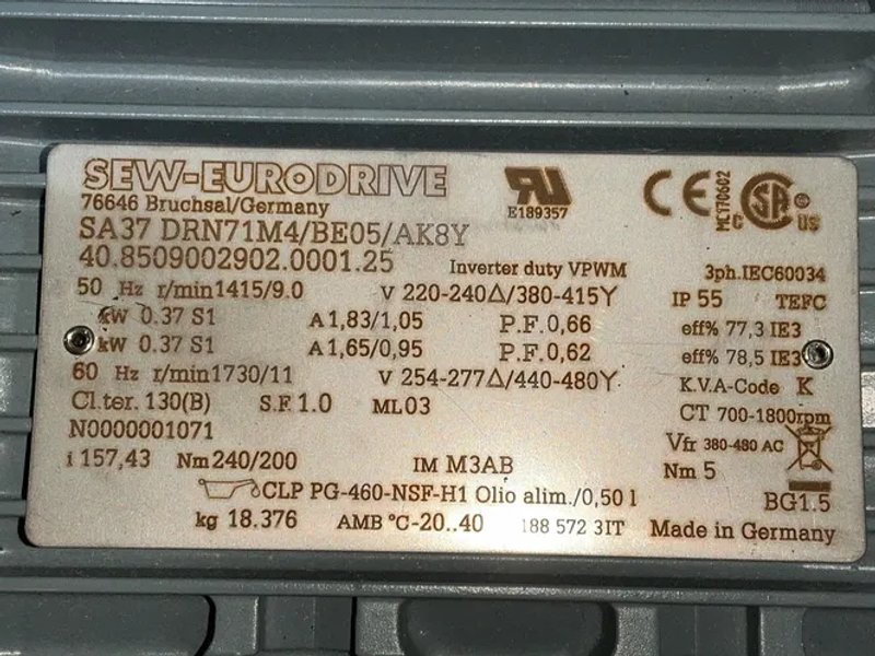 Sew-eurodrive 0.37 Kw, 1730 Rpm Gearmotor - Sa37 Drn71m4/be05/ak8y