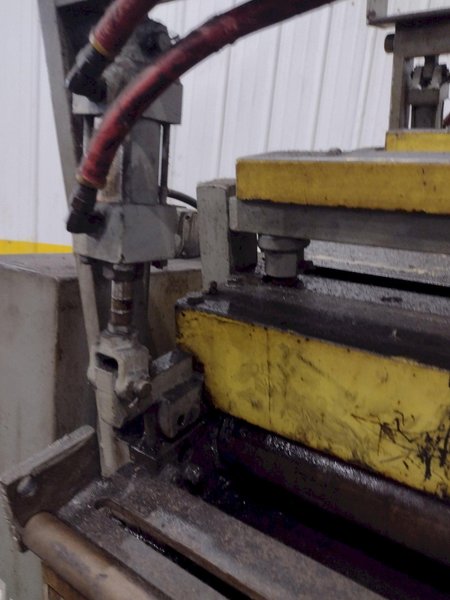40" WIDE  ROWE B-40 POWERED STRAIGHTENER. STOCK # 0218626