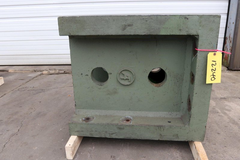 23" X 32" X 27" CAST ANGLE PLATE: STOCK #12240