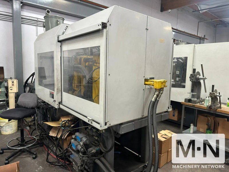 120 TON 6 OZ VAN DORN MODEL 120HT-8F INJECTION MOLDING MACHINE MFG 1997