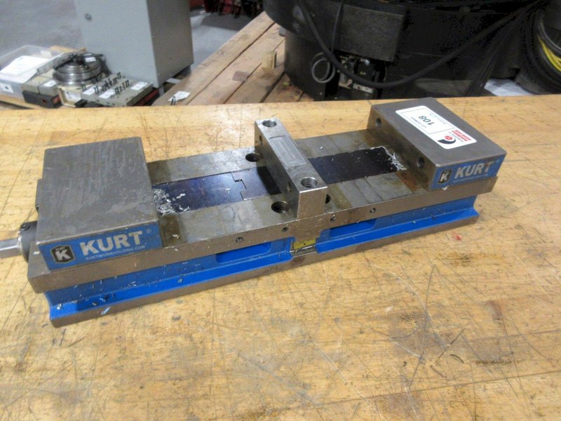 Kurt HDL6, 6" Machine Vise, **No Jaws or Handle**- Auction Item