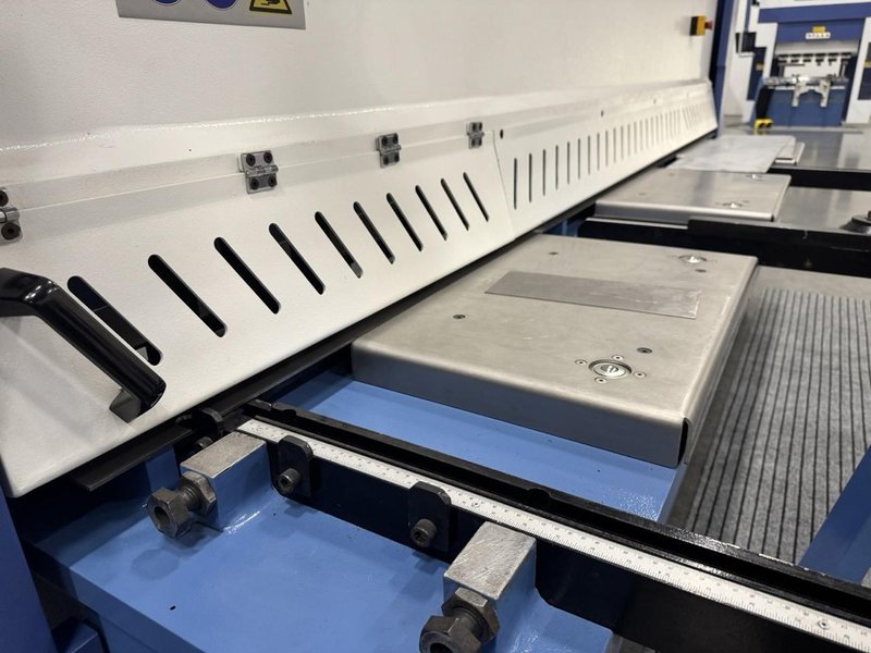 5/16″ x 10′ Otinus PRO SMO-3108-C8, Guillotine Shear, 2023 – Cybtouch-8 Control-Brand New, In Stock, Install &amp; Training Included!