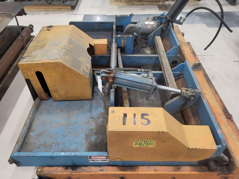 72" PAXSON HYDRAULIC PEELER TABLE. STOCK # 0105323