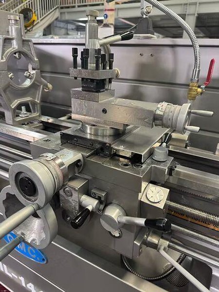 NEW 14" X 40" GMC MODEL GML-1440VT VARIABLE SPEED ENGINE LATHE