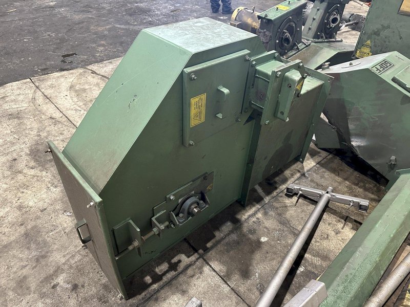 36" X 72" GOFF MODEL #3672D SPINNER HANGER SHOT BLAST CLEANING SYSTEM, NEW 2006: STOCK #22470