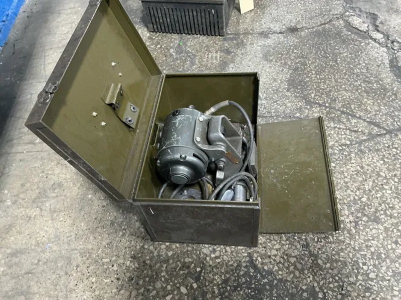 Dumore Tool Post Grinder  - 5-021