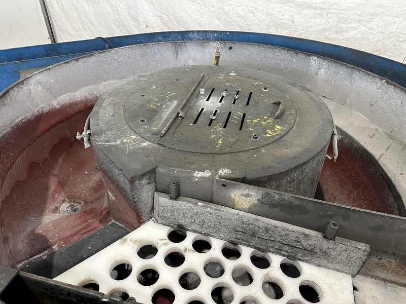 12 C.U. F.T  VL/RAMPE SB-12-CWC VIBRATORY FINISHER. STOCK # 0151824.