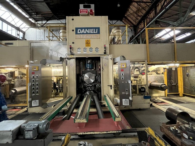 DANIELI FROHLING 350MM 4-HIGH REVERSING MILL