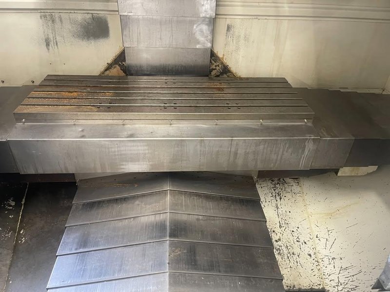 2007 AKIRA SEIKI PERFORMA V5A-XP VERTICAL MACHINING CENTER