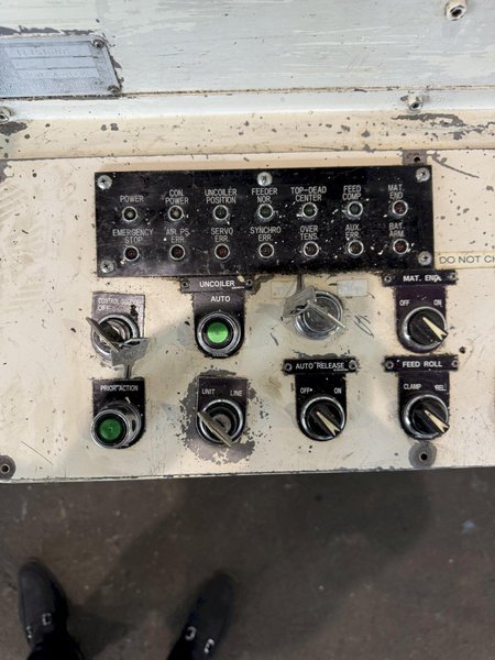 1,100 Lb. x 6" x .05" AIDA SERVO FEEDLINE W/ DUAL UNCOILER. STOCK # 0130225.