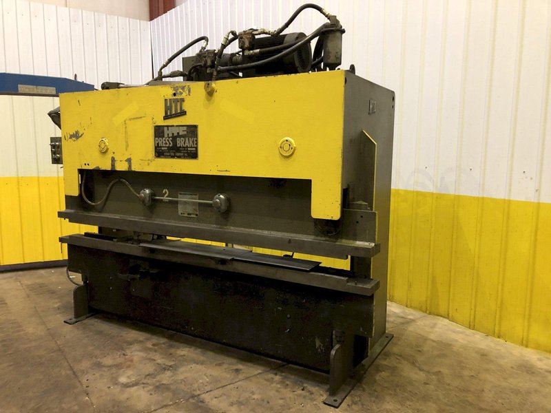 30 TON X 10' HTC MODEL #830GS HYDRAULIC PRESS FLANGED BED PUNCH BRAKE: STOCK 16953