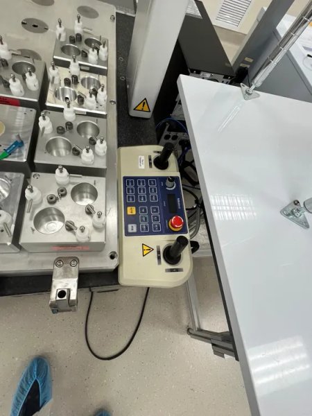 2004 MITUTOYO CRYSTA APEX C574 | Coordinate Measuring Machines