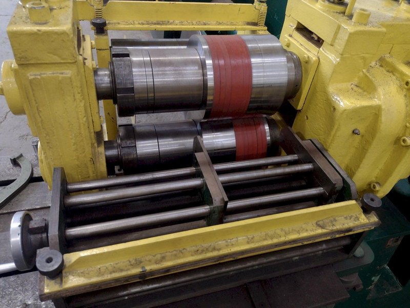 12" WIDE TORRINGTON 4" ARBOR PULL-THROUGH SLITTING LINE: STOCK #16504