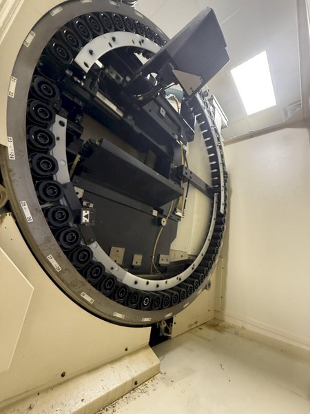2014 Used Makino MMC2 with (3) Makino a61nx - 30 Station Pallet Pool FMS For Sale