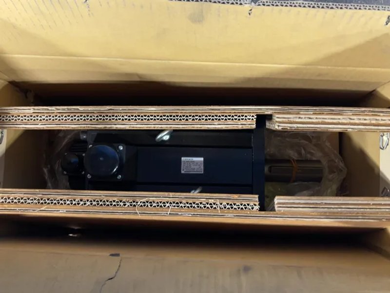 Yaskawa Electric 7500 W Ac Servo Motor  - Sgmg-75a2ab