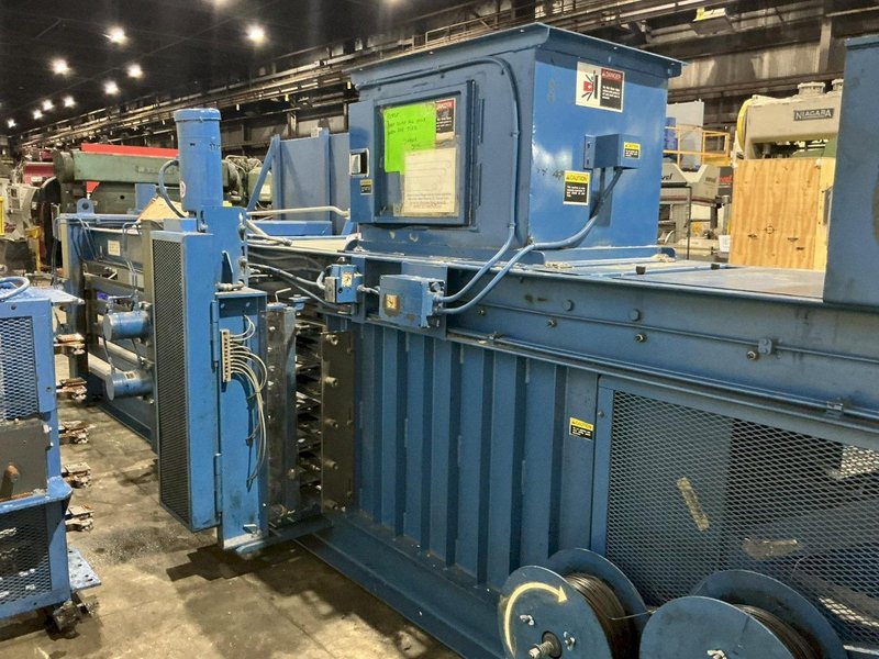 30" X 40" SELCO MODEL HSO-128A AUTO-TIE TOP LOADING HORIZONTAL HYDRAULIC BALER SYSTEM, W/ CONVEYOR &amp; DUMP HOPPER: YOBRO #26210