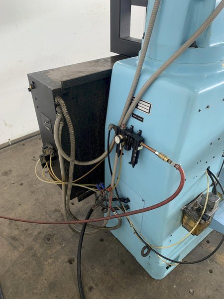 7.5 HP HURCO HAWK 5D CNC VERTICAL MILL. STOCK # 0361924.
