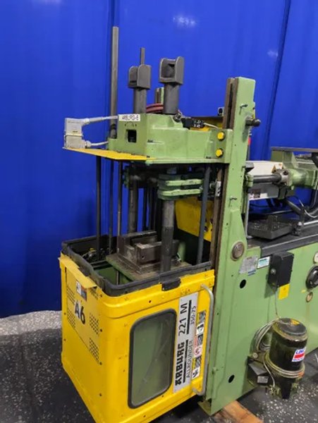 Arburg 350 Kn  Injection Molder - 221 M 350-75 U
