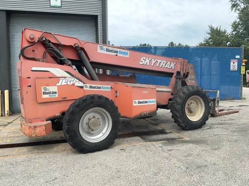 Jlg 6000 Lbs Skytrak Lift - 6042