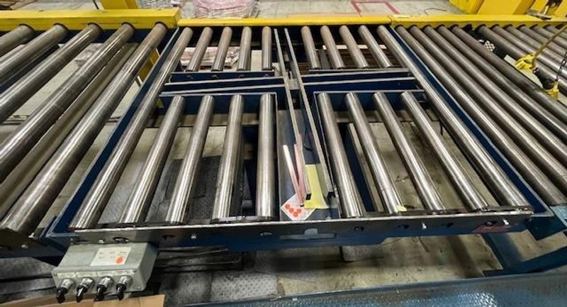 6,000# 60.5" X 66" K&amp;S CROSS TYPE BANDING TABLE STOCK# 3963