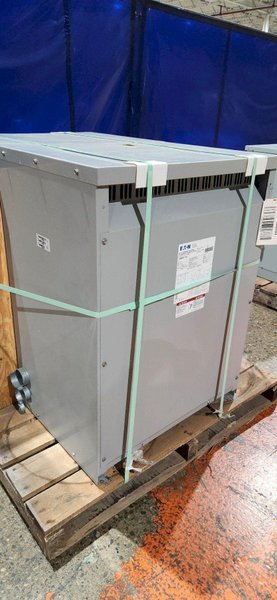 EATON DRY TYPE TRANSFORMER V48M28T75EE 75 KVA NEW