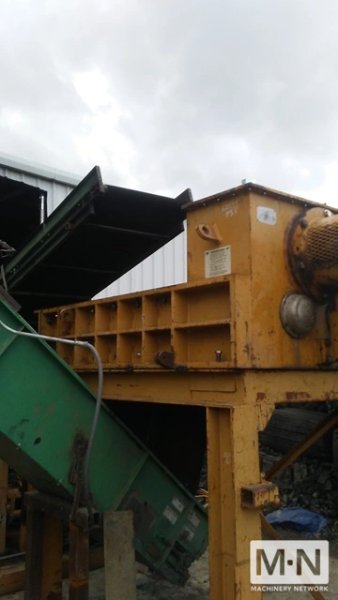 SHREDDER DUAL 100 HP MAC SATURN MODEL 7246