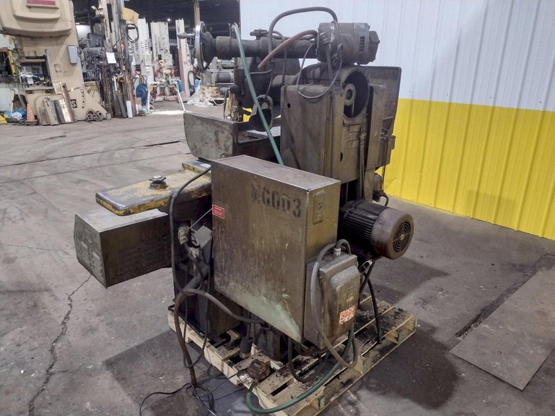 10" x 30" DOALL MODEL #D1030-14 HORIZONTAL HYDRAULIC SURFACE GRINDER: STOCK #19636