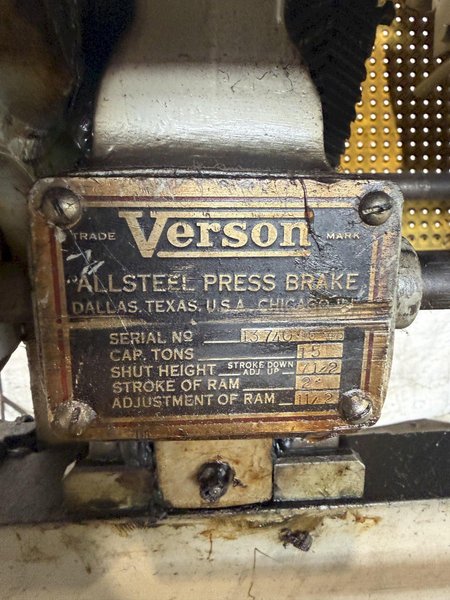 15 TON X 48" VERSON 16-48 PRESS BRAKE. STOCK # 0219526.