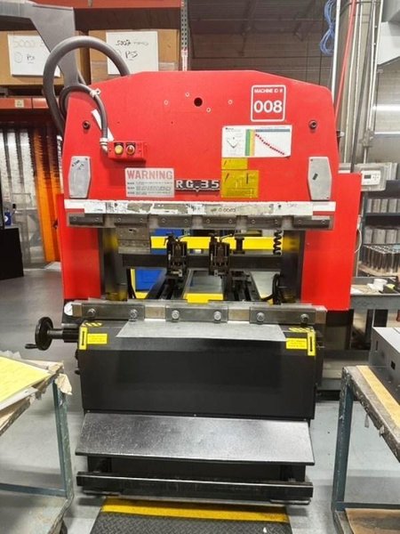 35 TON X 4' AMADA RG-35 PRESS BRAKE