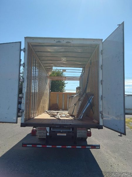 2022 Kenworth T270 Box  2NKHHM6X5NM482156