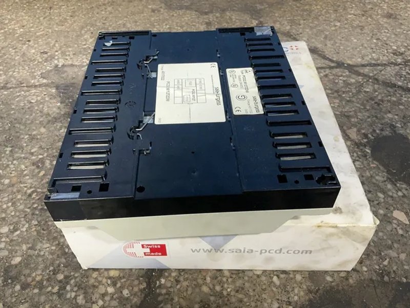 Saia-burgess Pcd2 Serie Xx7i Configured Controller For Lns - Pcd2.m127zdm