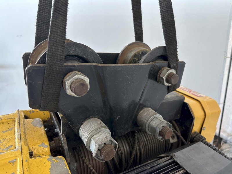 1 TON R&amp;M SPACEMASTER OVERHEAD HOIST. STOCK # 0421623