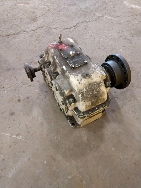 10 HP HAMILTON GEAR &amp; MACHINE REDUCING GEAR BOX: STOCK #10828