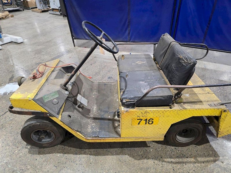 TAYLOR DUNN CARRYALL UTILITY CART PARTS NOT WORKING NEEDS BATTERIES