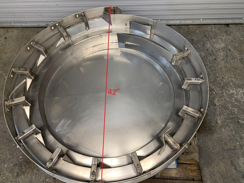 36" Syntron CW Vibratory Bowl