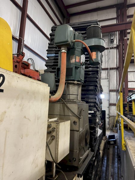 30,000 LB X 42" X .312" U.S. MACHINE CO M24 COIL-FEEDLINE. STOCK # 0446525